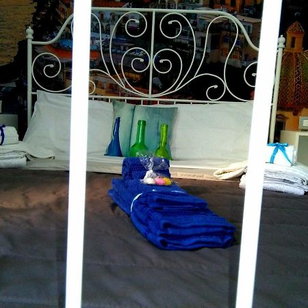 Villa Vittoria Mini Hotel Salerno Buitenkant foto