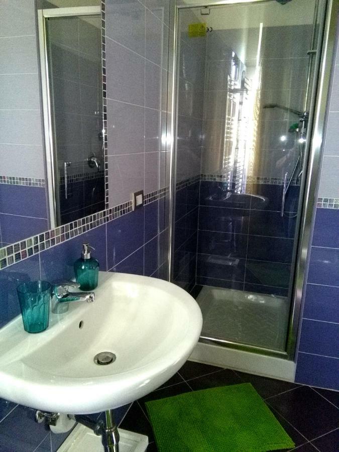 Villa Vittoria Mini Hotel Salerno Buitenkant foto