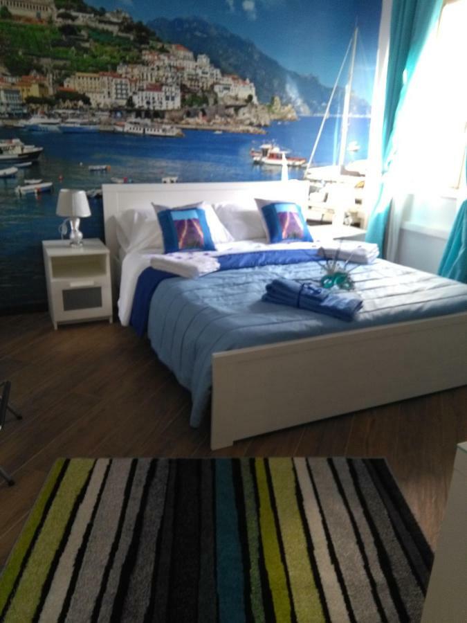 Villa Vittoria Mini Hotel Salerno Buitenkant foto