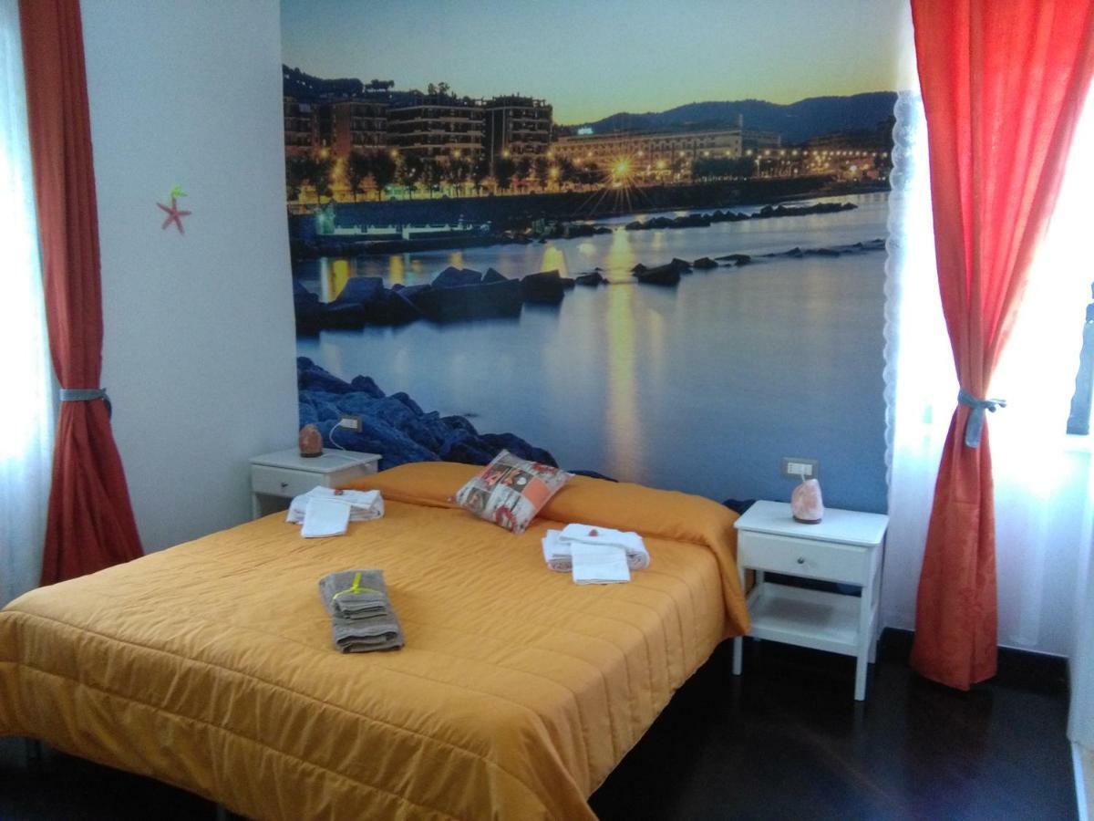 Villa Vittoria Mini Hotel Salerno Buitenkant foto